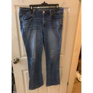 American Eagle Skinny Kick Jeans